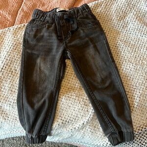 Boys 4t Levi Black Jogger